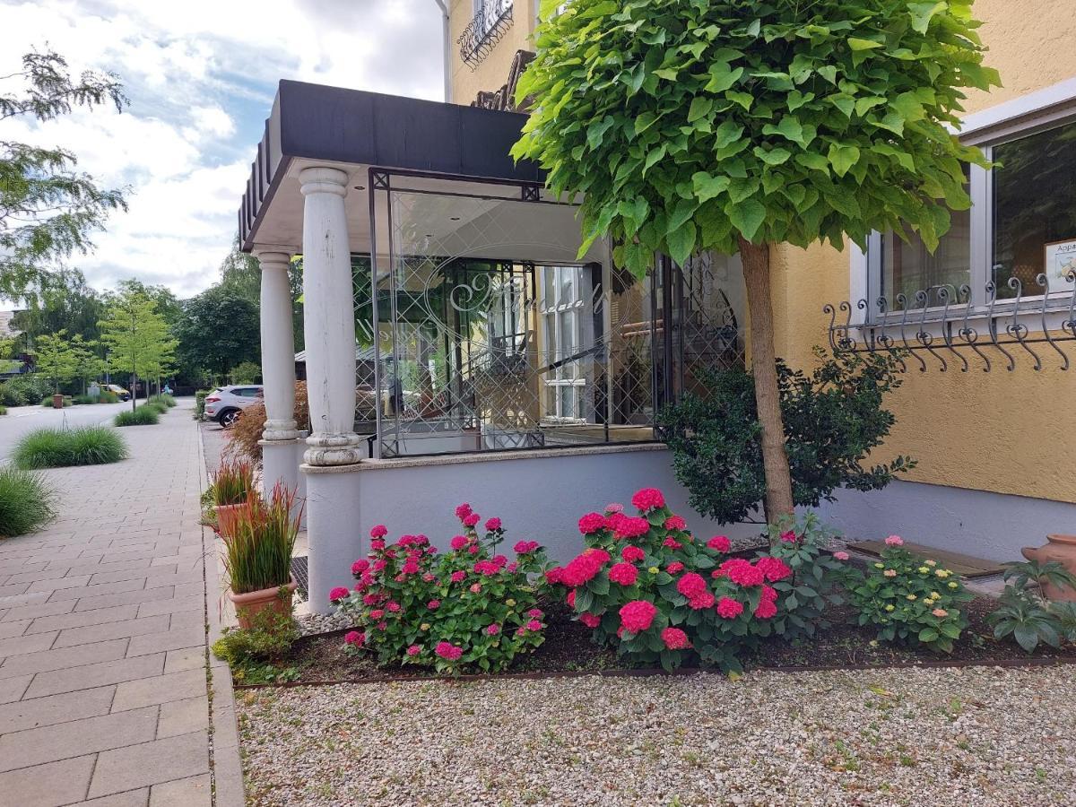 Haus Mirabell Апартаменты *